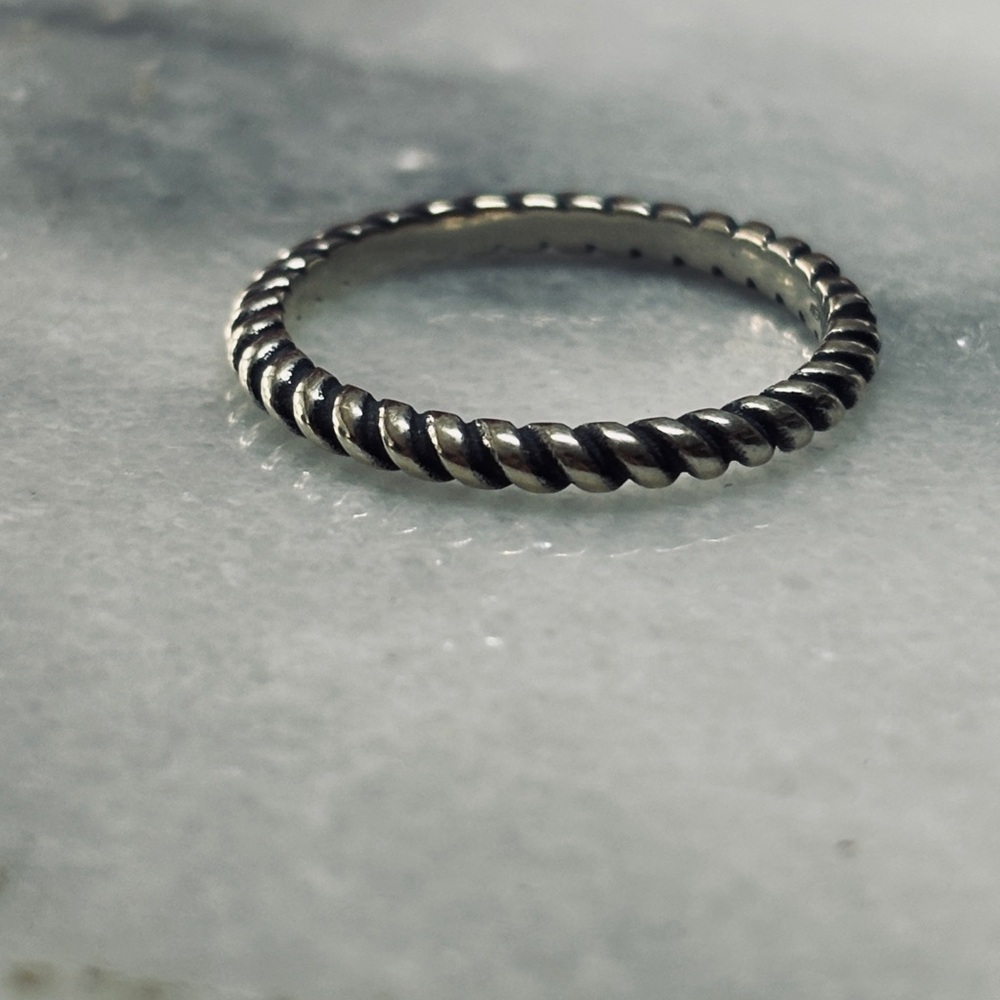 Retired James Avery Twisted wire Sterling Silver Ring